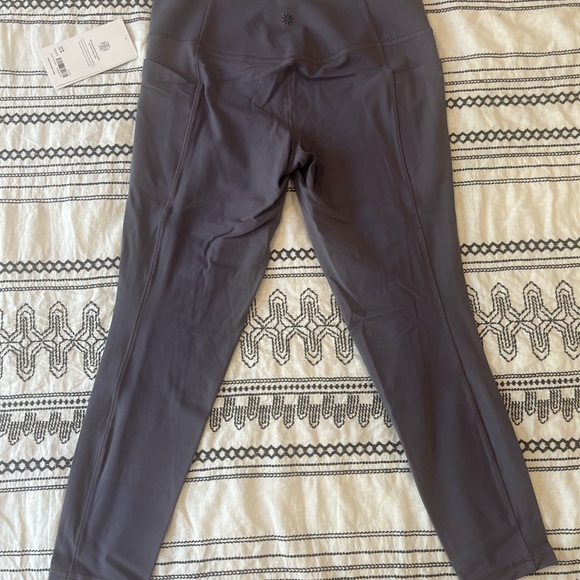 Athleta Salutation Stash Leggings - Picture 5 of 11